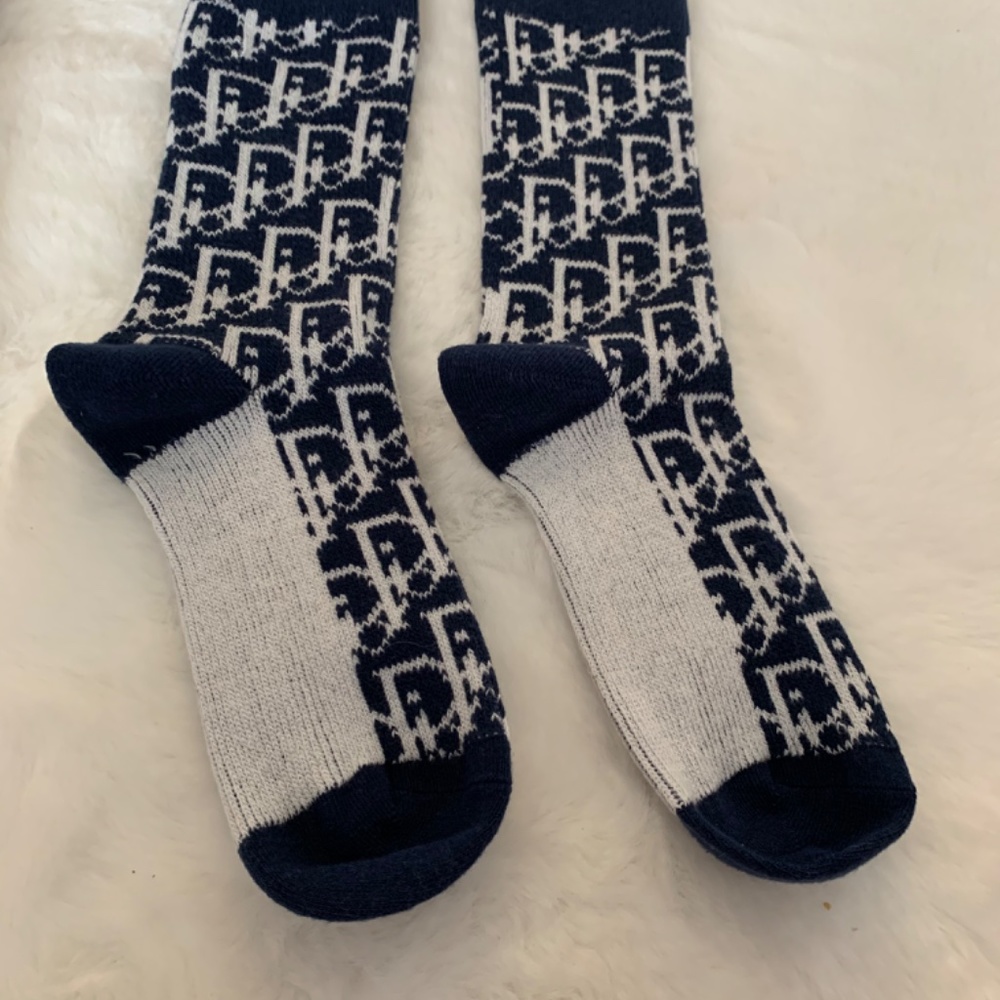 Christian Dior - Picture 2 of 5